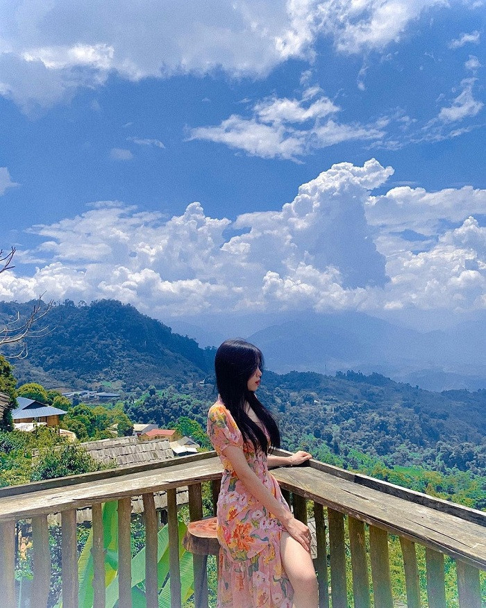 alt text: Suối Giàng yên bình