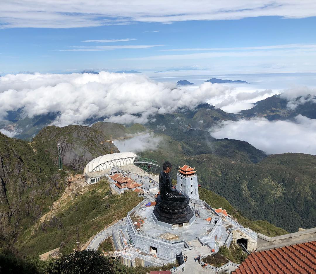 Đại Tượng Phật A Di Đà trên đỉnh Fansipan