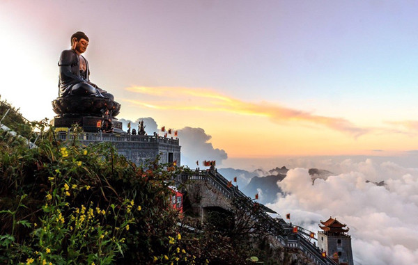 Đại Tượng Phật trên đỉnh Fansipan