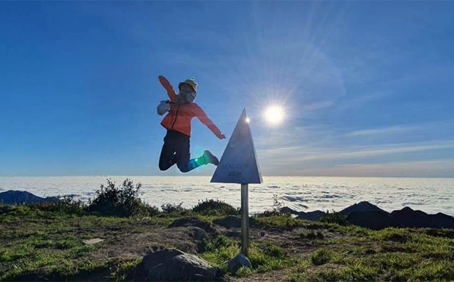 Đỉnh Lùng Cúng điểm đến trekking đầy mạo hiểm