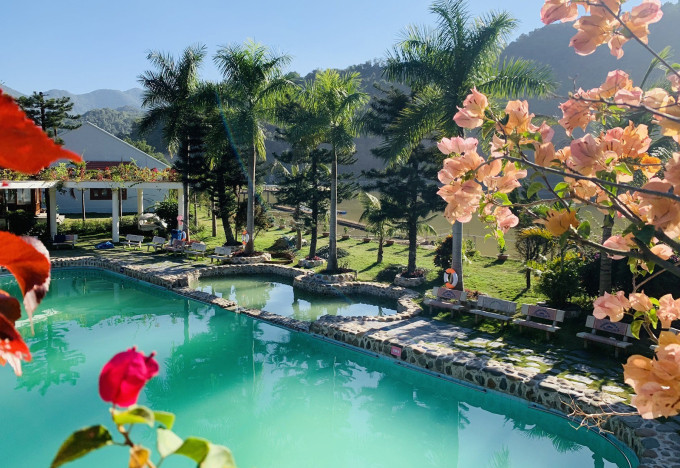 Khu du lịch suối khoáng U Va