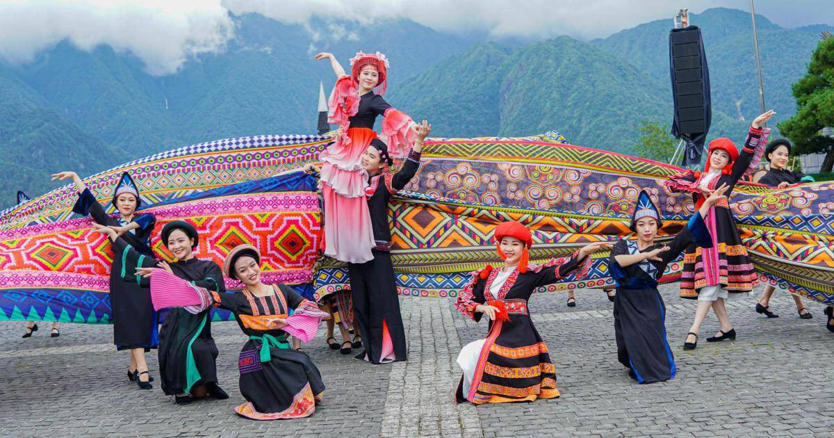 lễ hội hoa đỗ quyên 