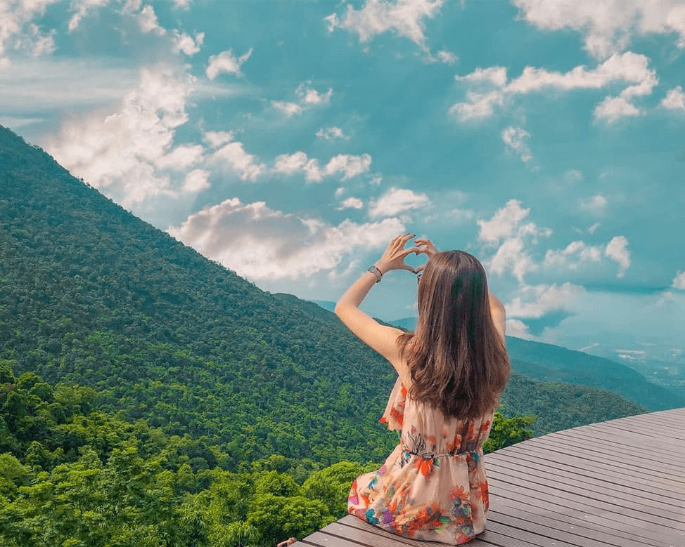 Ngắm nhìn thiên nhiên Tây Bắc tại Cầu Mây