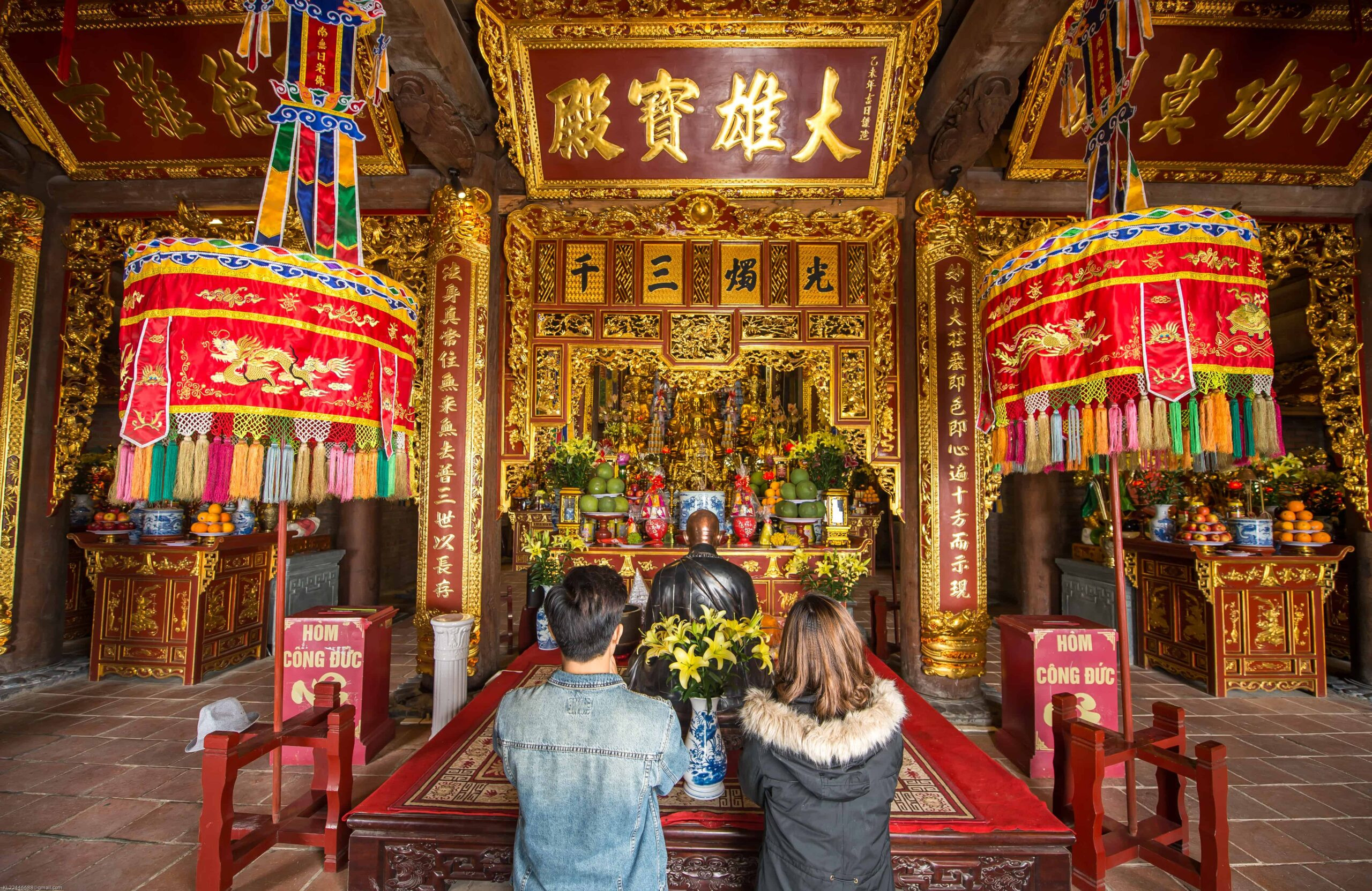 Nội điện Bích Vân Thiền Tự