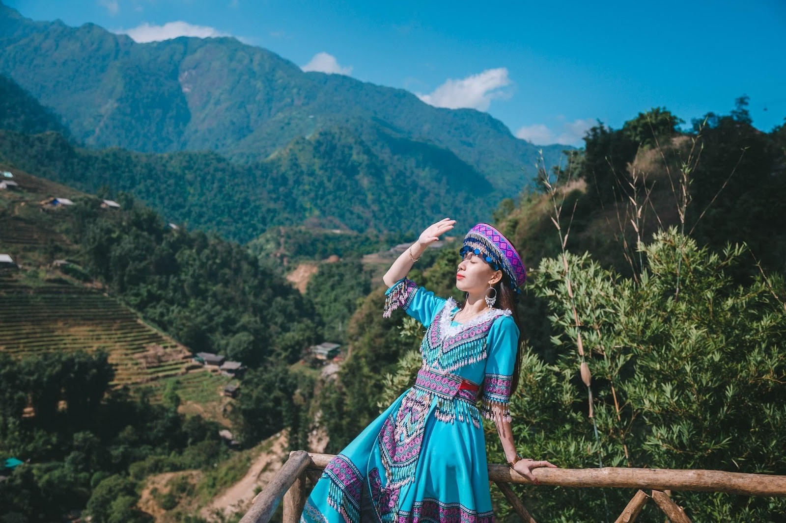 Trang phục dân tộc