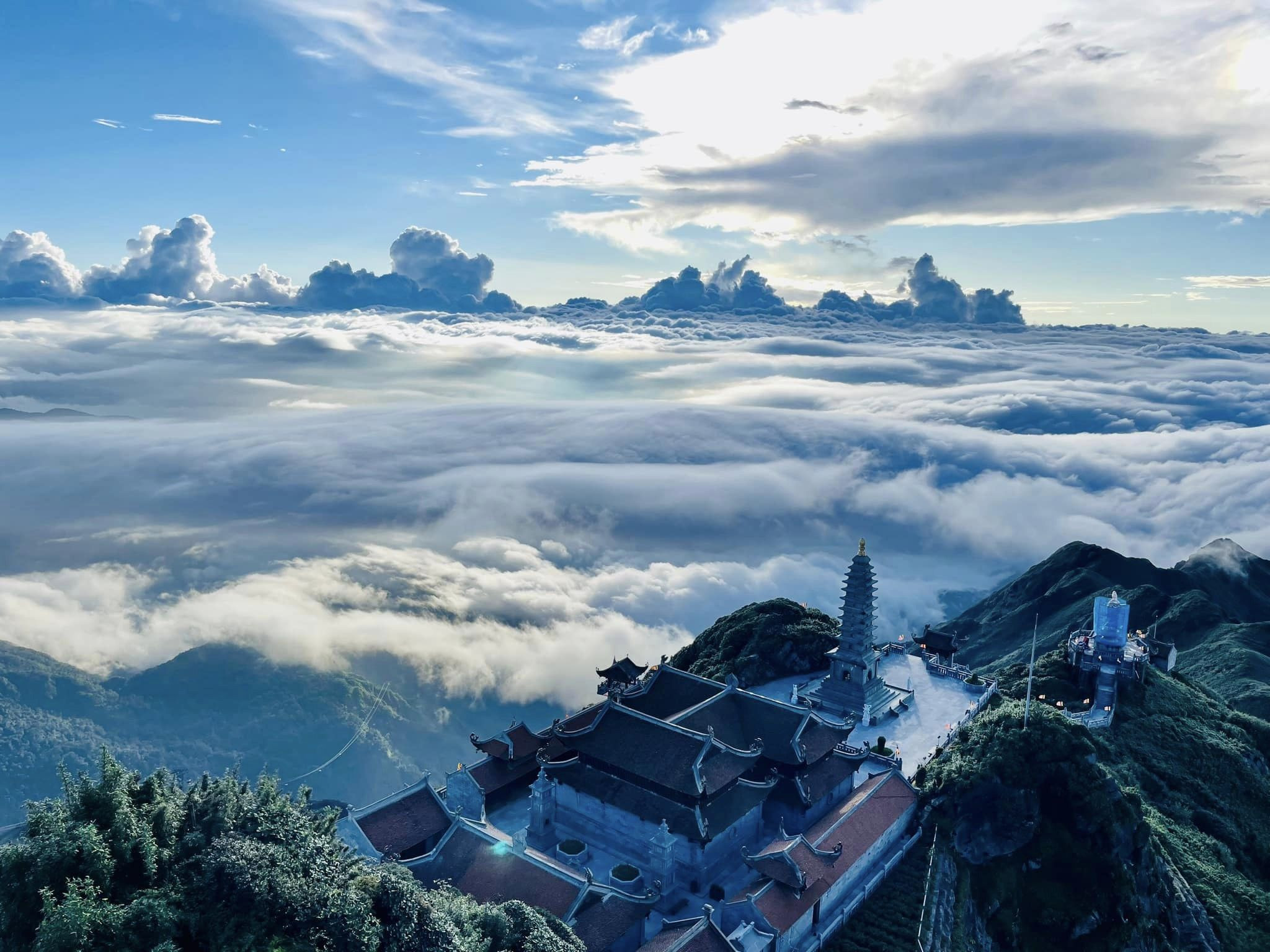 Tượng Phật A Di Đà