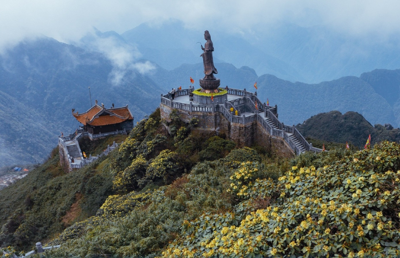 Tượng Quan Thế Âm Bồ Tát